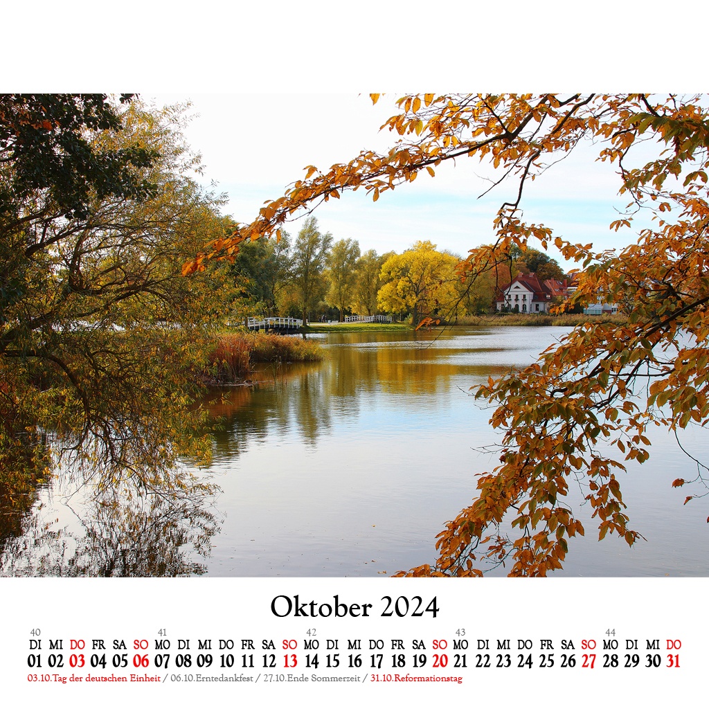 Herbstlicher Knieper Teich mit den Weißen Brücken